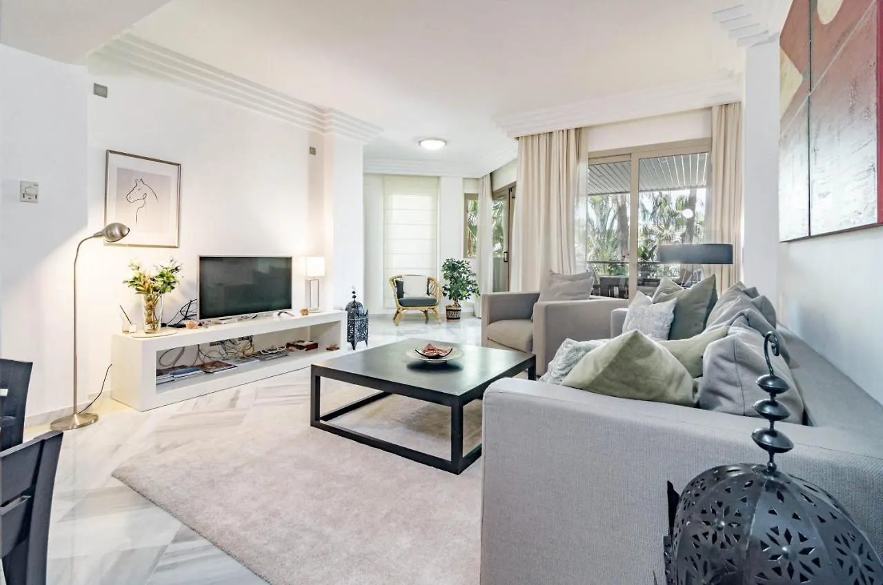 Fa- Luxury 2 Bedroom Apt Fuente Aloha Marbella Daire