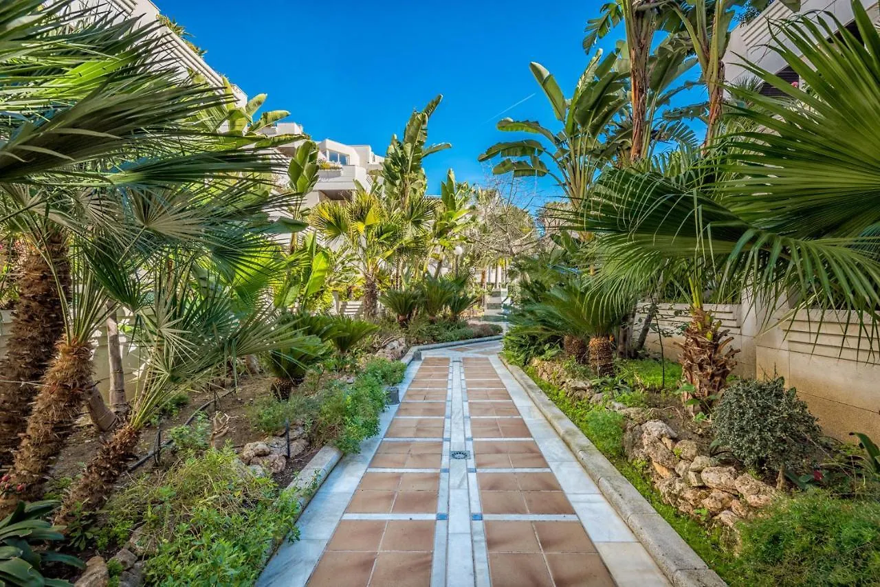 Fa- Luxury 2 Bedroom Apt Fuente Aloha マルベーリャ 0*,  スペイン